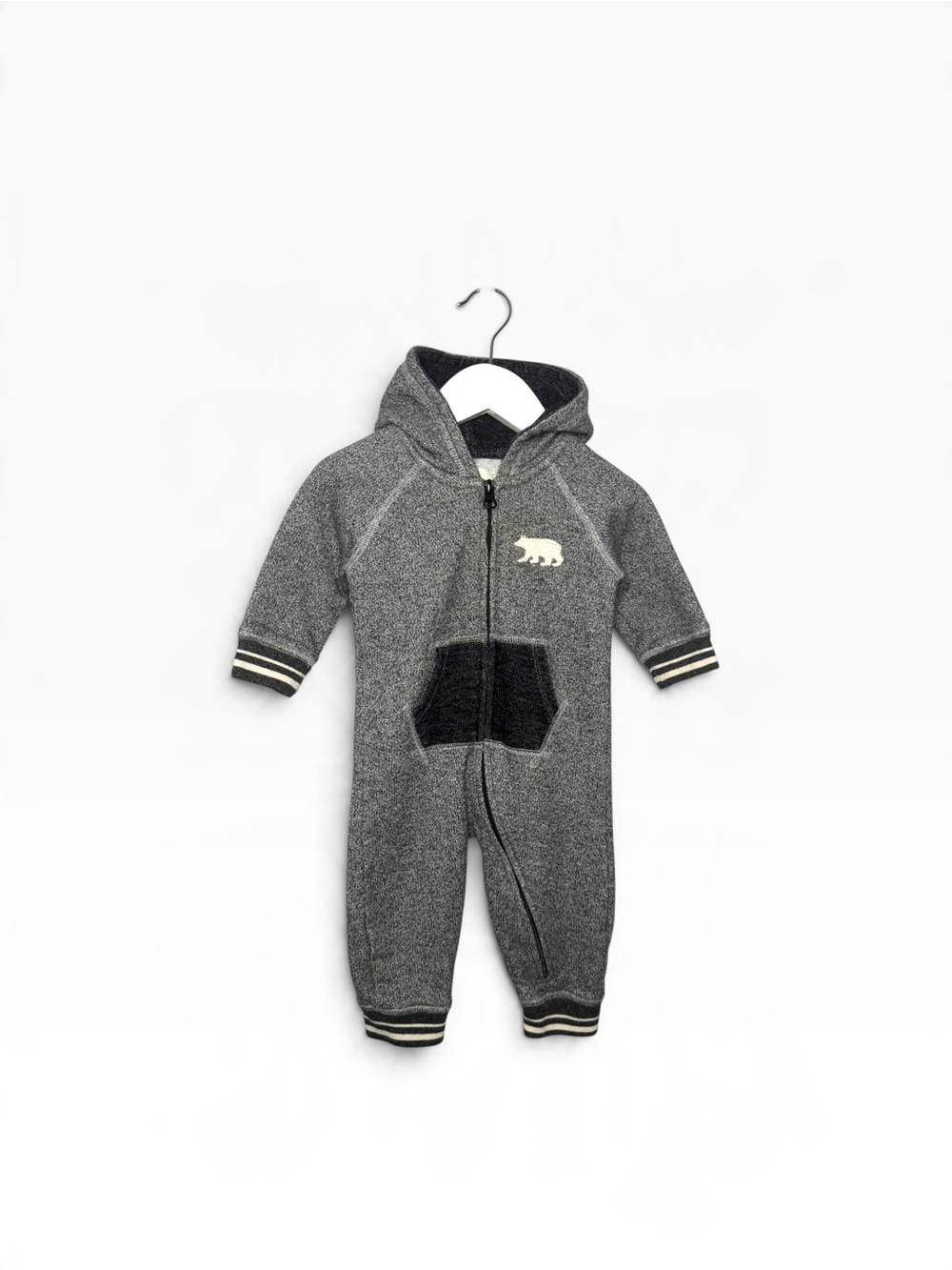 ⭐️ 5/$30 Hatley Kids Zip Sweat One Piece size 6-12M